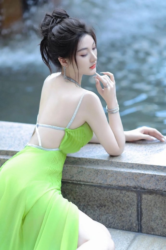 觉醒年代 封面